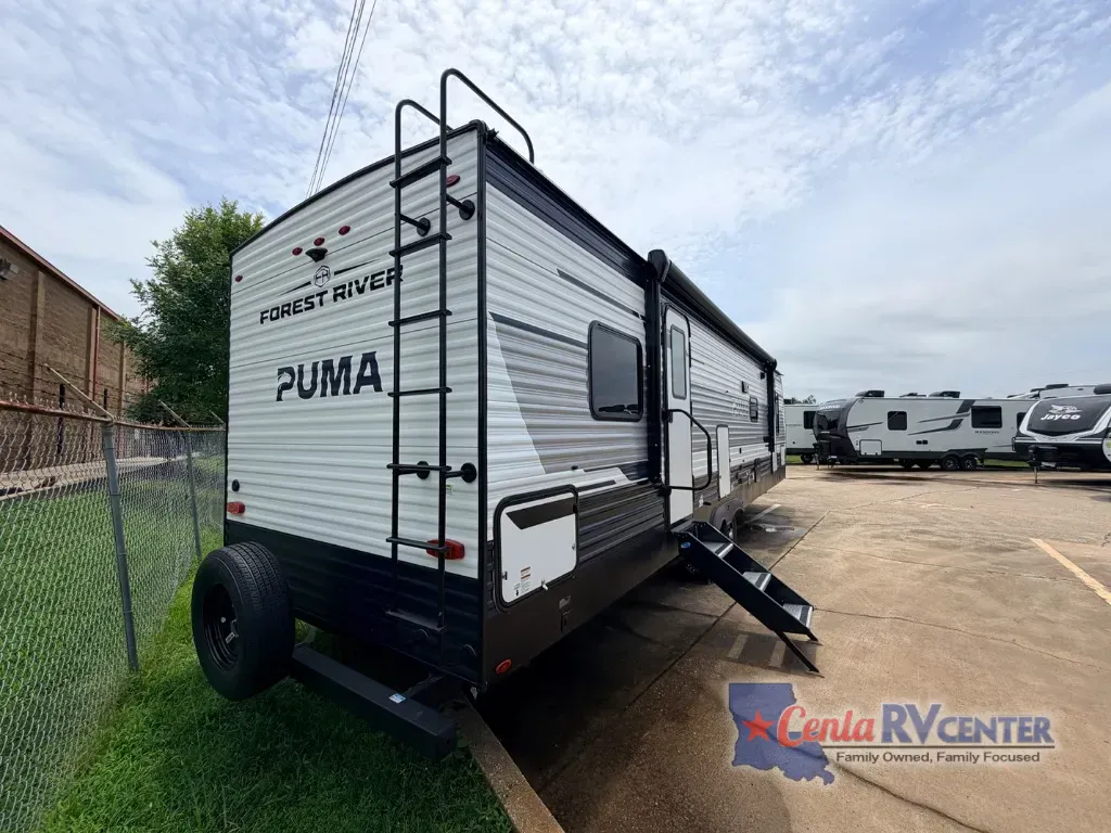 2027 Palomino Puma 337BH, Photos photo 15
