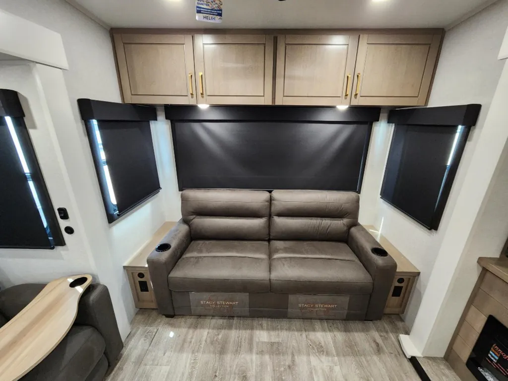 2026 Jayco Eagle 321RSTS, Photos photo 9