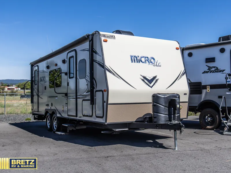 2018 Forest River RV Flagstaff Micro Lite 25KS - Main photo
