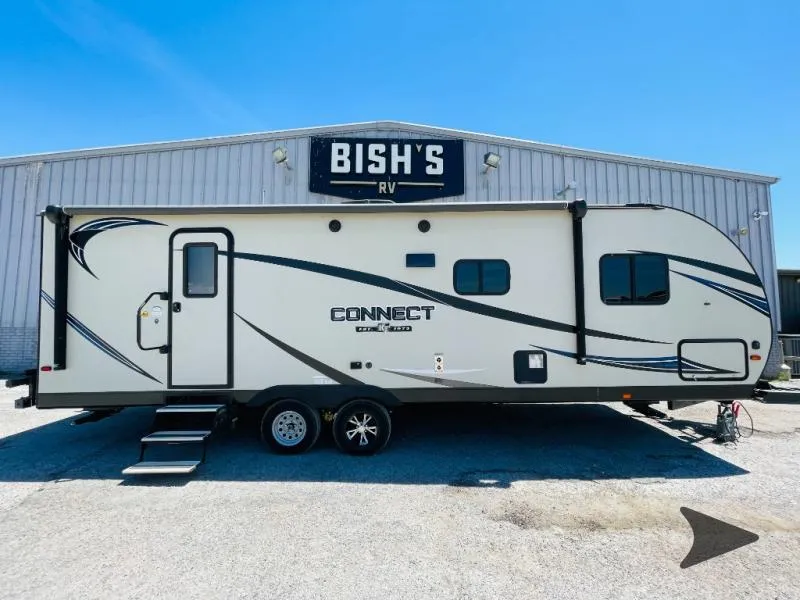 2018 KZ Connect 261RB - Photo 2