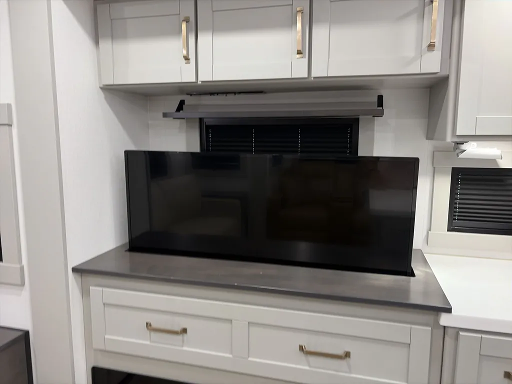 2025 Brinkley Model Z 3610, Photos photo 14