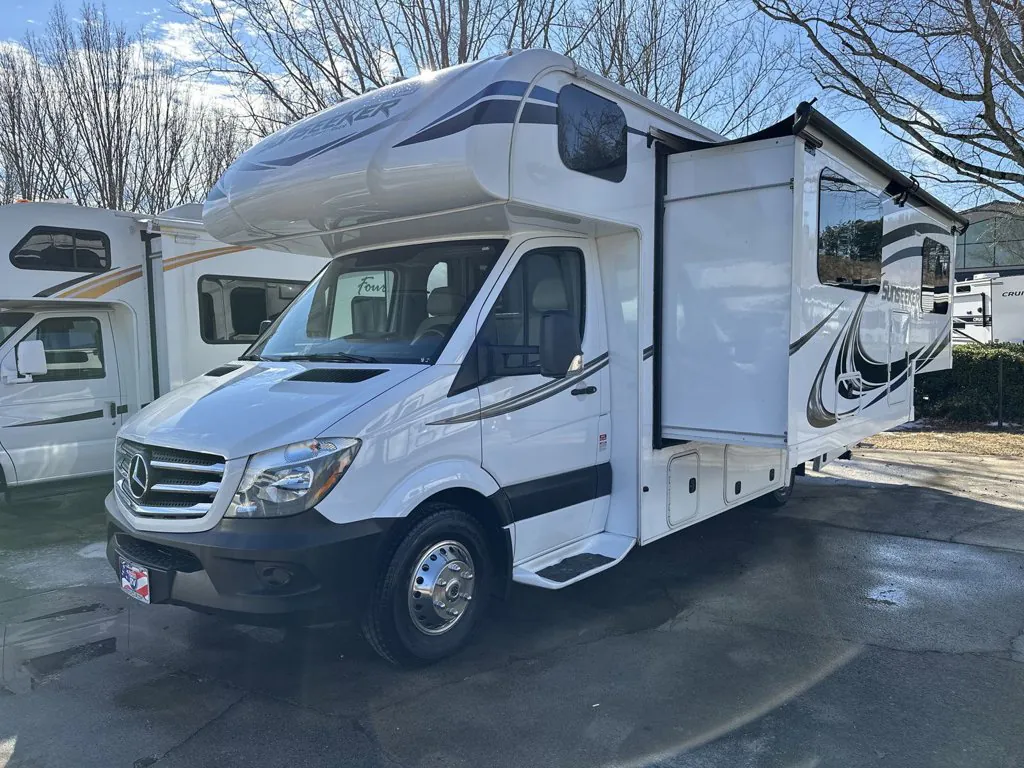 2020 Forest River Sunseeker MBS 2400W - Photo 4