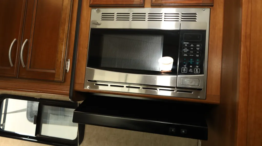 2017 Prime Time Crusader Lite 26RE - Photo 3