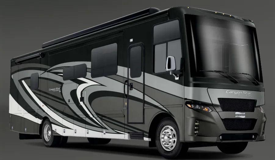Newmar Canyon Star 3929 exterior