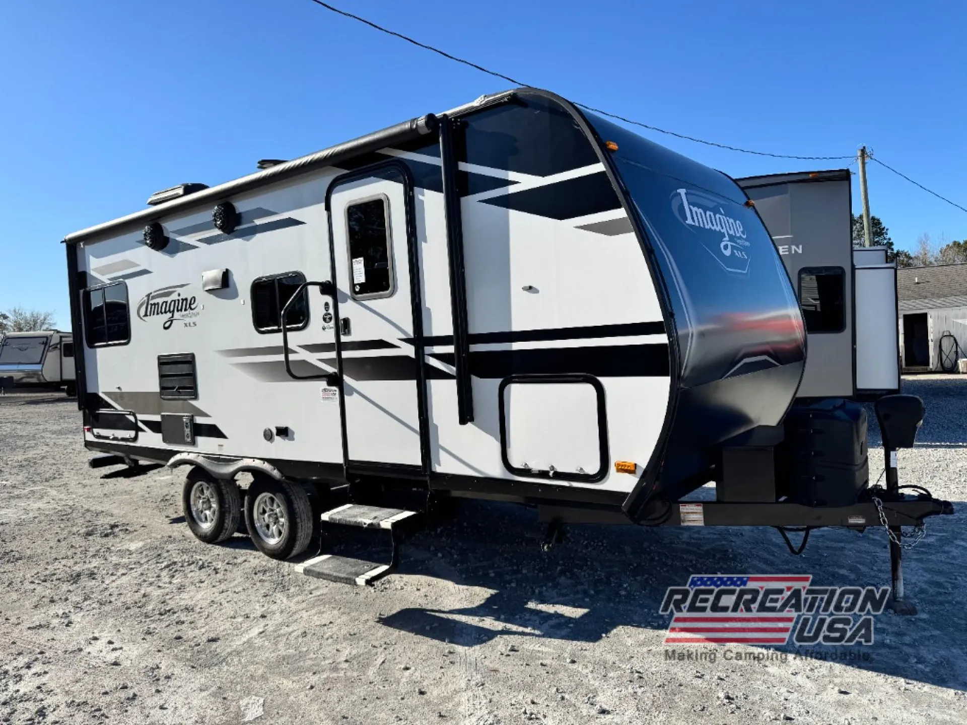 2019 Grand Design Imagine XLS 19RLE - Photo 2