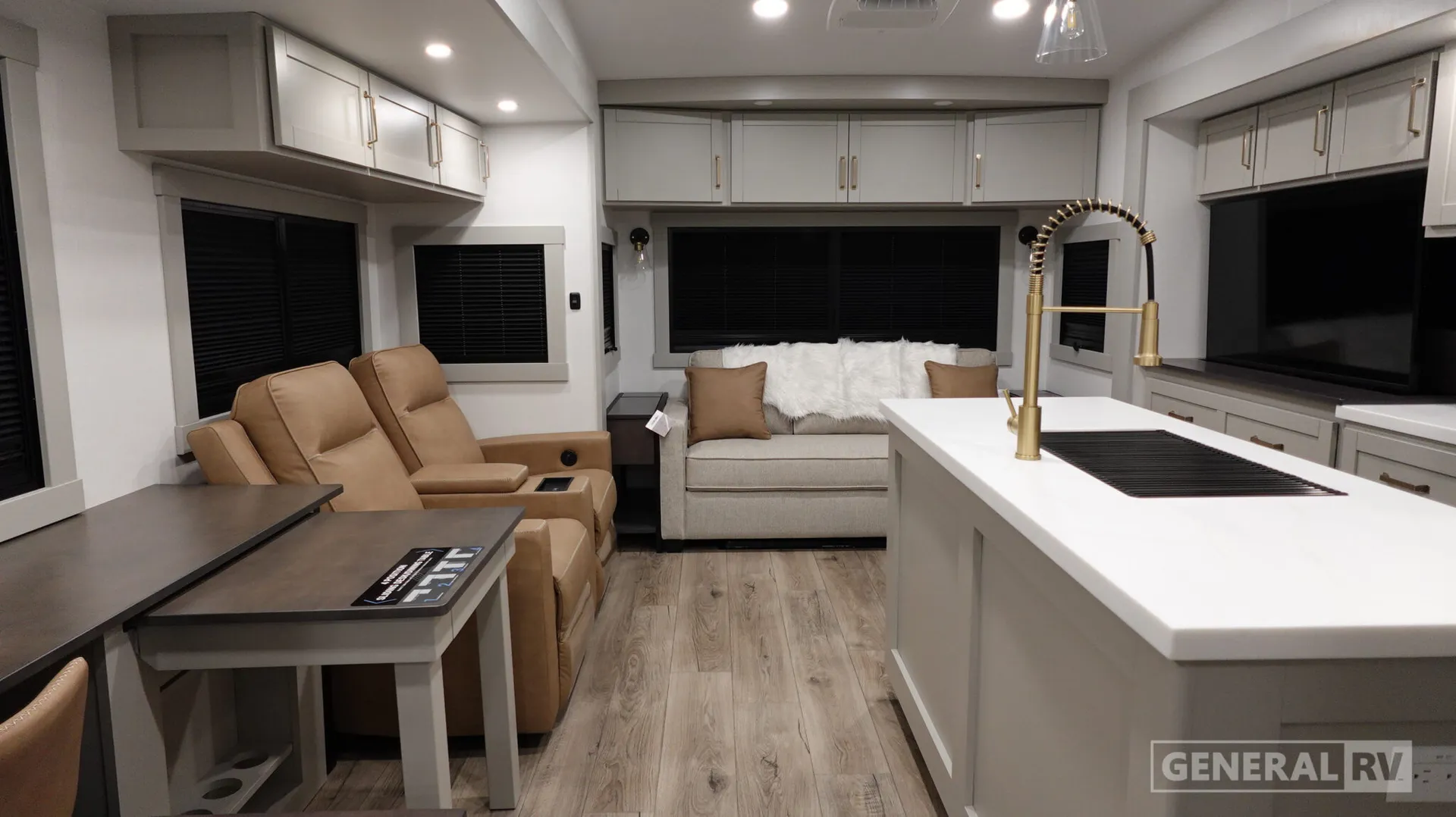 2026 Brinkley Model Z 2900 - Photo 3