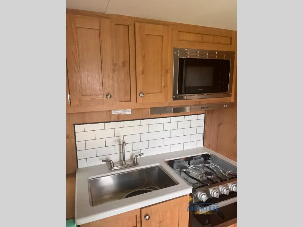 2022 Riverside RV Retro 171DRD - Photo 4