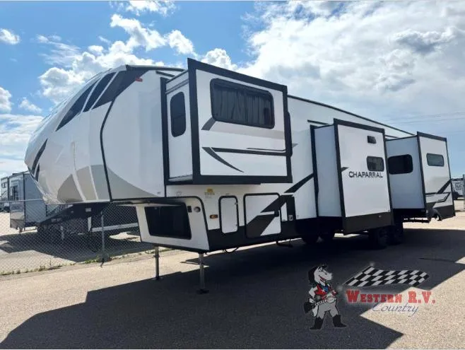 2026 Coachmen Chaparral 334FL - Photo 4