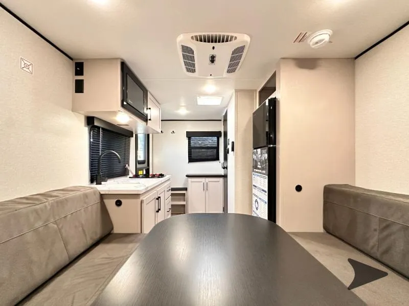 2026 Jayco Jay Feather Air 15TBSL - Photo 4