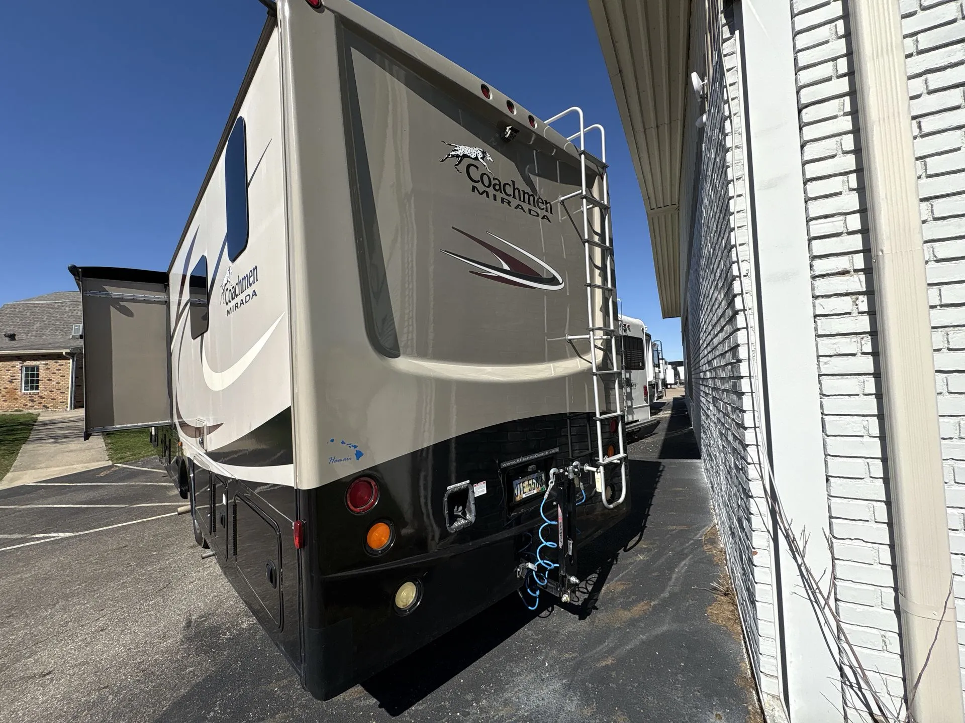 2016 Coachmen Mirada 35BH - Photo 3