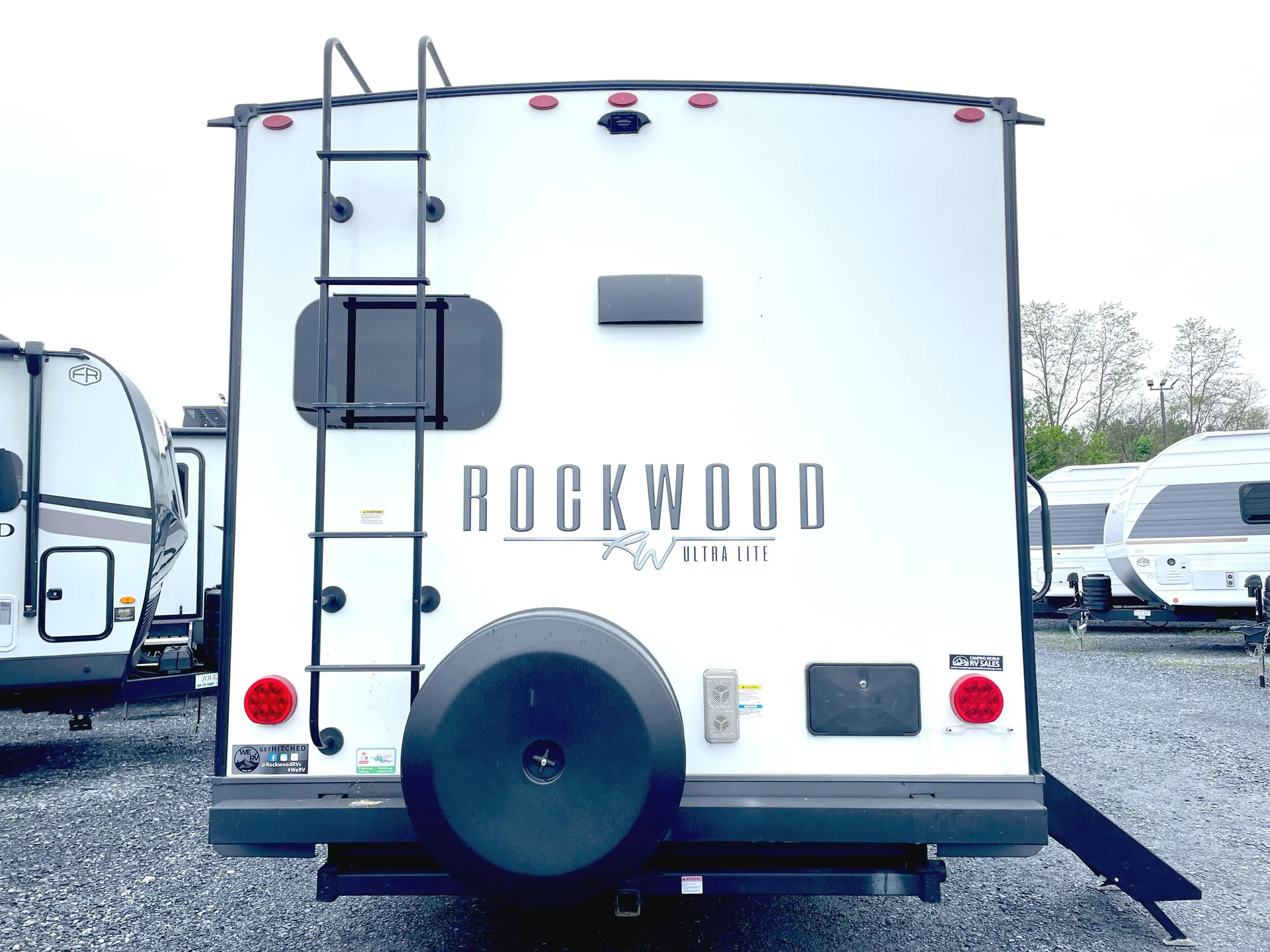2023 Forest River Rockwood Ultra Lite 2614BS — backside