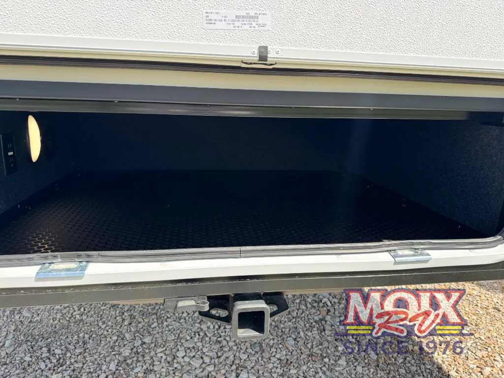 2026 Brinkley Model Z 3515, Photos photo 28