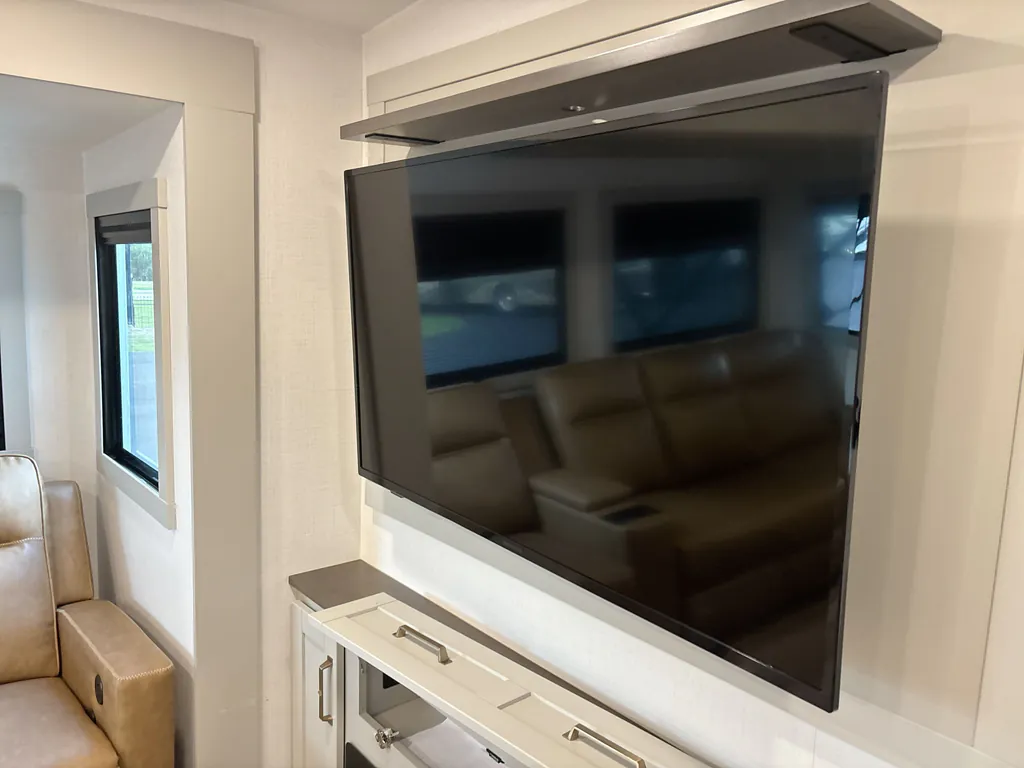 2025 Brinkley Model Z AIR 295, Photos photo 15