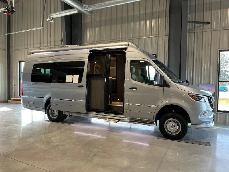 2026 Airstream Interstate 24GT New    Std. Model - Photo 4