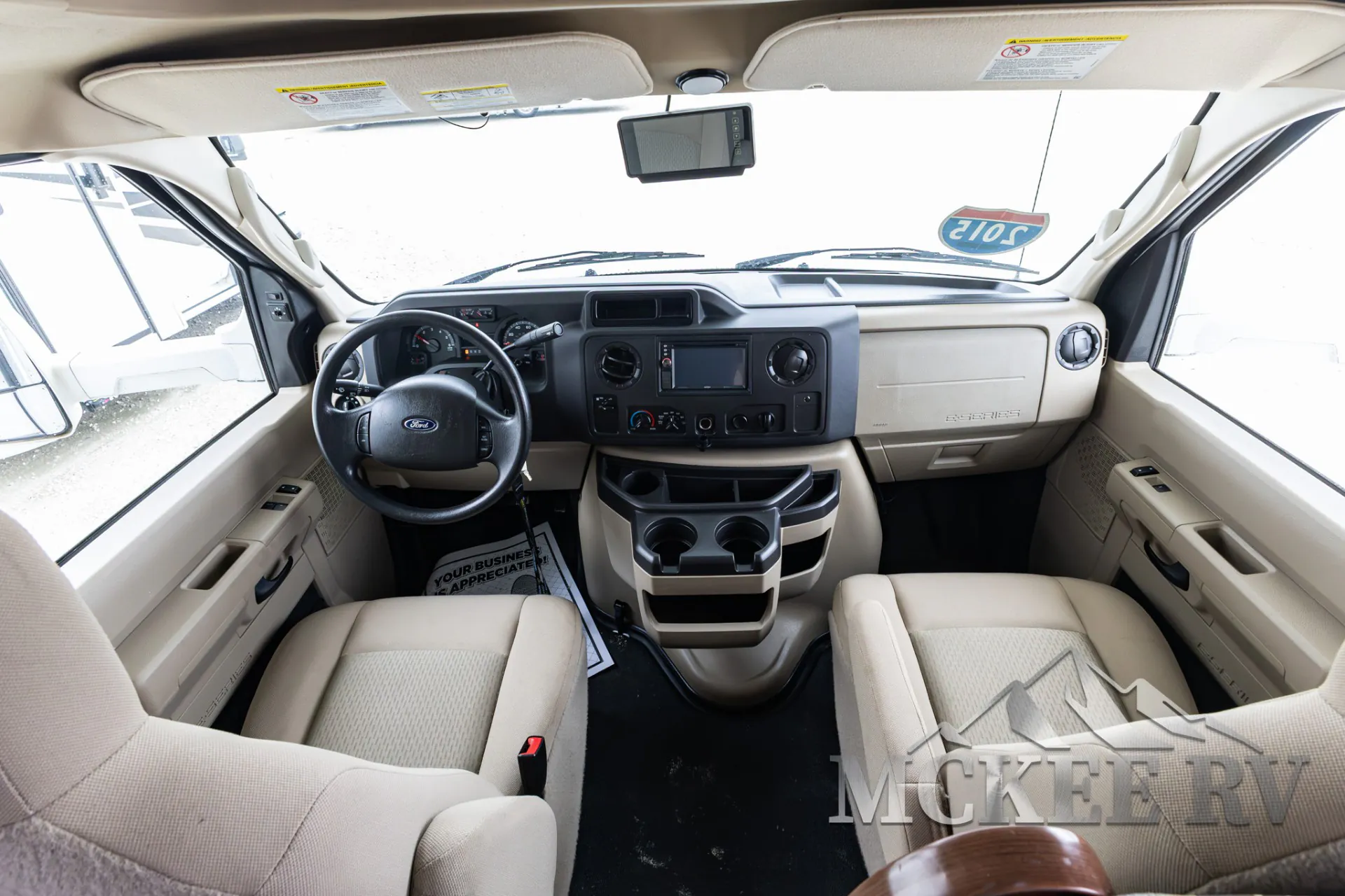2015 Forest River Sunseeker 3170DS - Photo 4