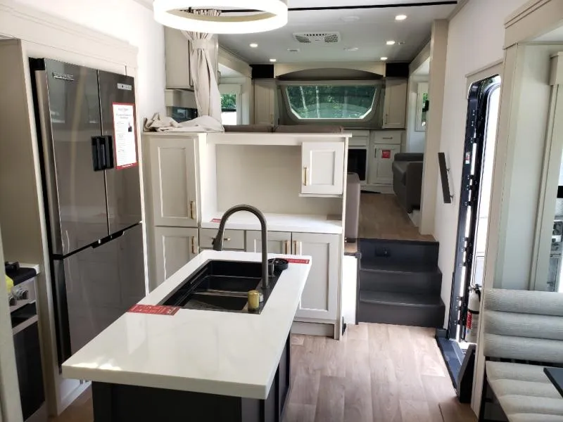 2027 Grand Design Solitude 380FL - Photo 4