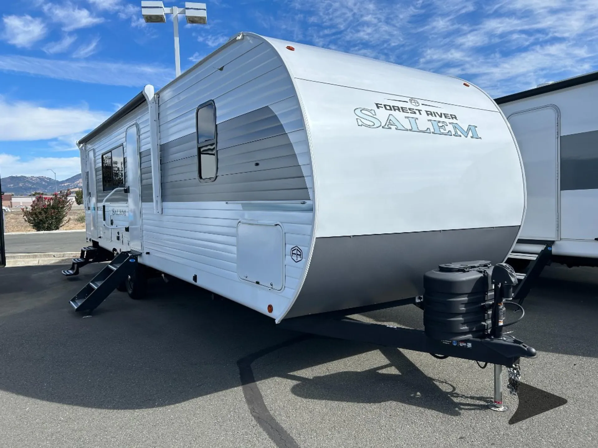 2027 Forest River Salem 26DBHD dealer photo 1 from Bish's RV