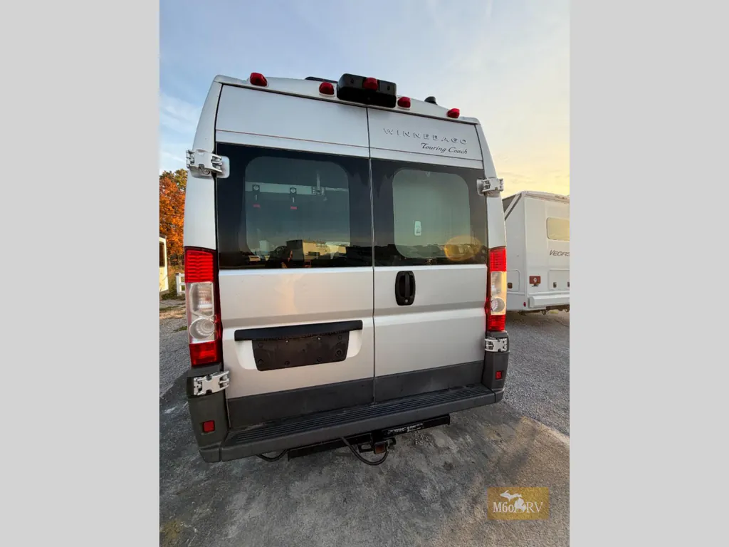 2015 Winnebago Travato 59G, Photos photo 5