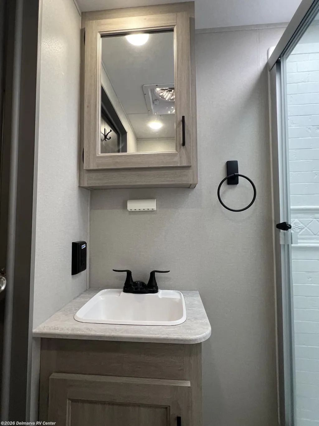 2025 Coachmen Catalina Legacy Edition 323MAZE, Photos photo 15
