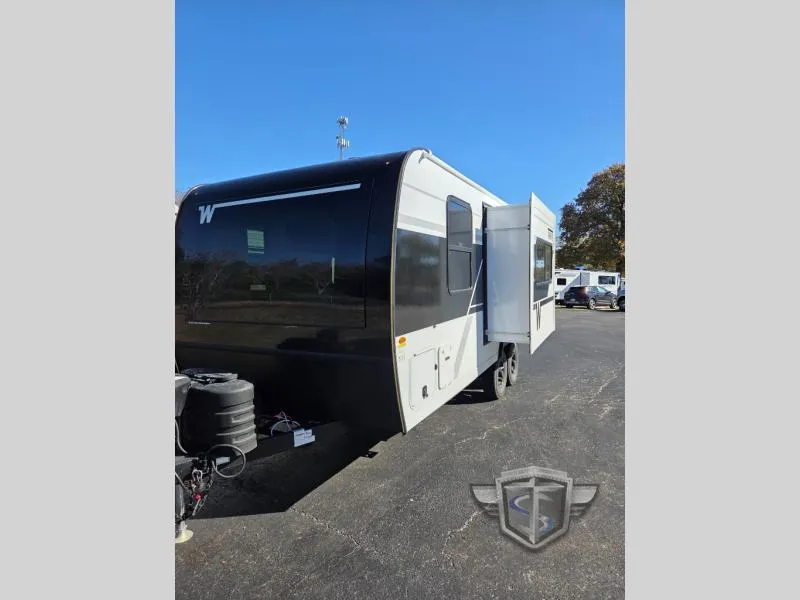 2026 Winnebago Thrive 18FBS - Photo 4