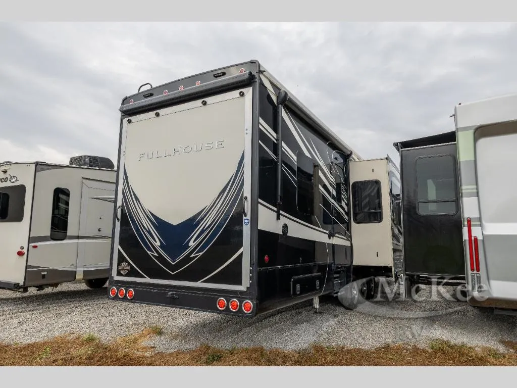 2021 DRV Luxury Suites FullHouse LX455 - Photo 3