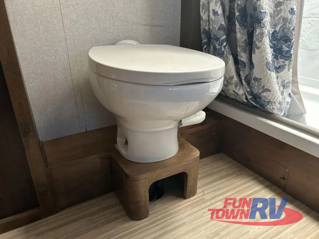 2018 Tiffin Wayfarer 24 QW, Photos photo 26