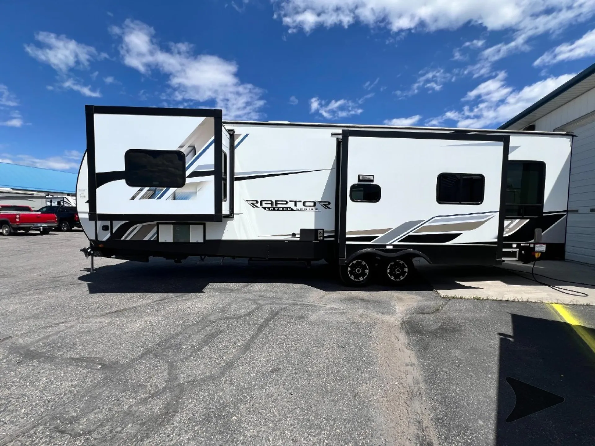 2024 Keystone Carbon 32 dealer photo 10 from Bish's RV