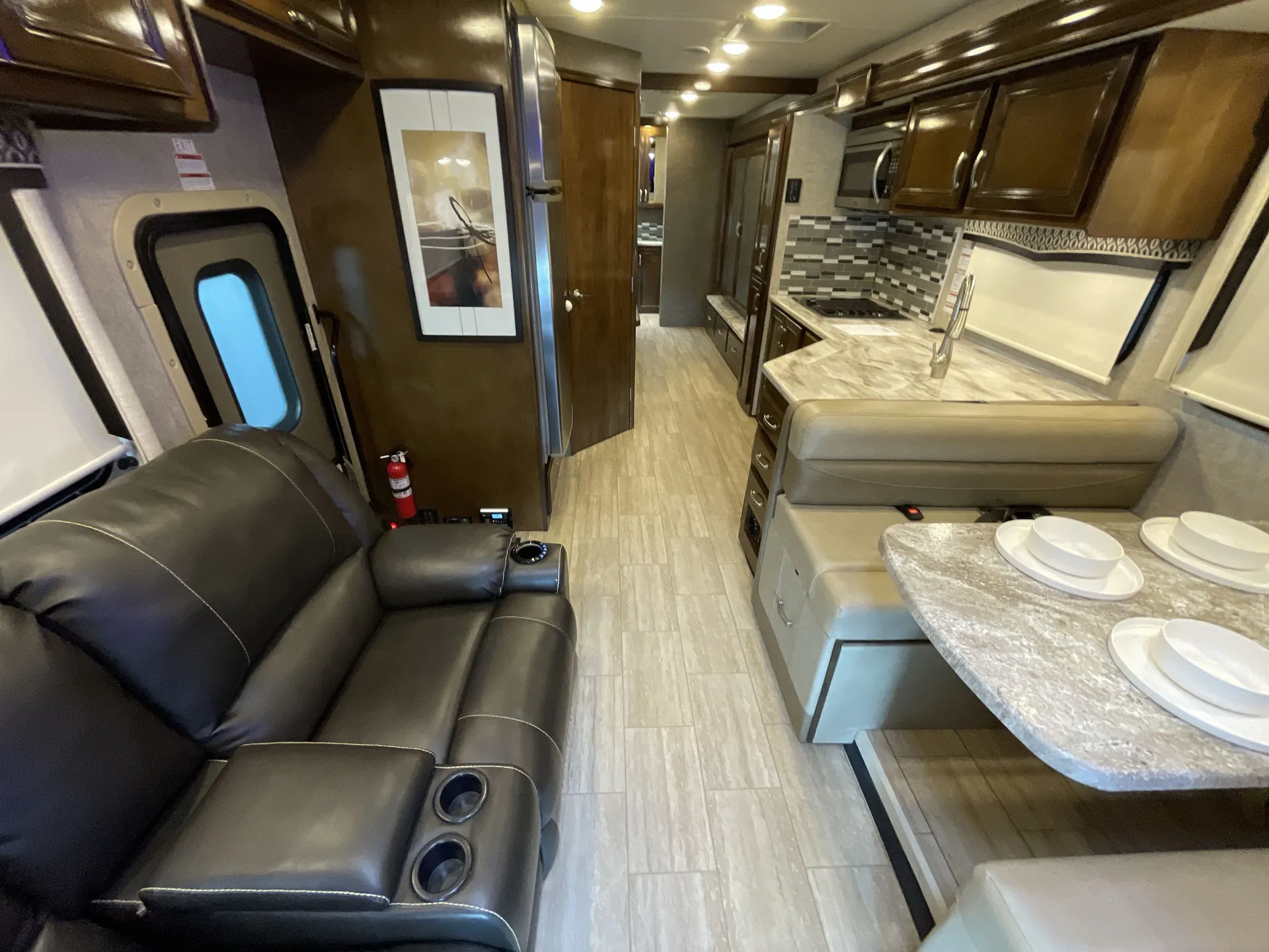 2020 Thor Motor Coach Magnitude BH35 - Photo 3