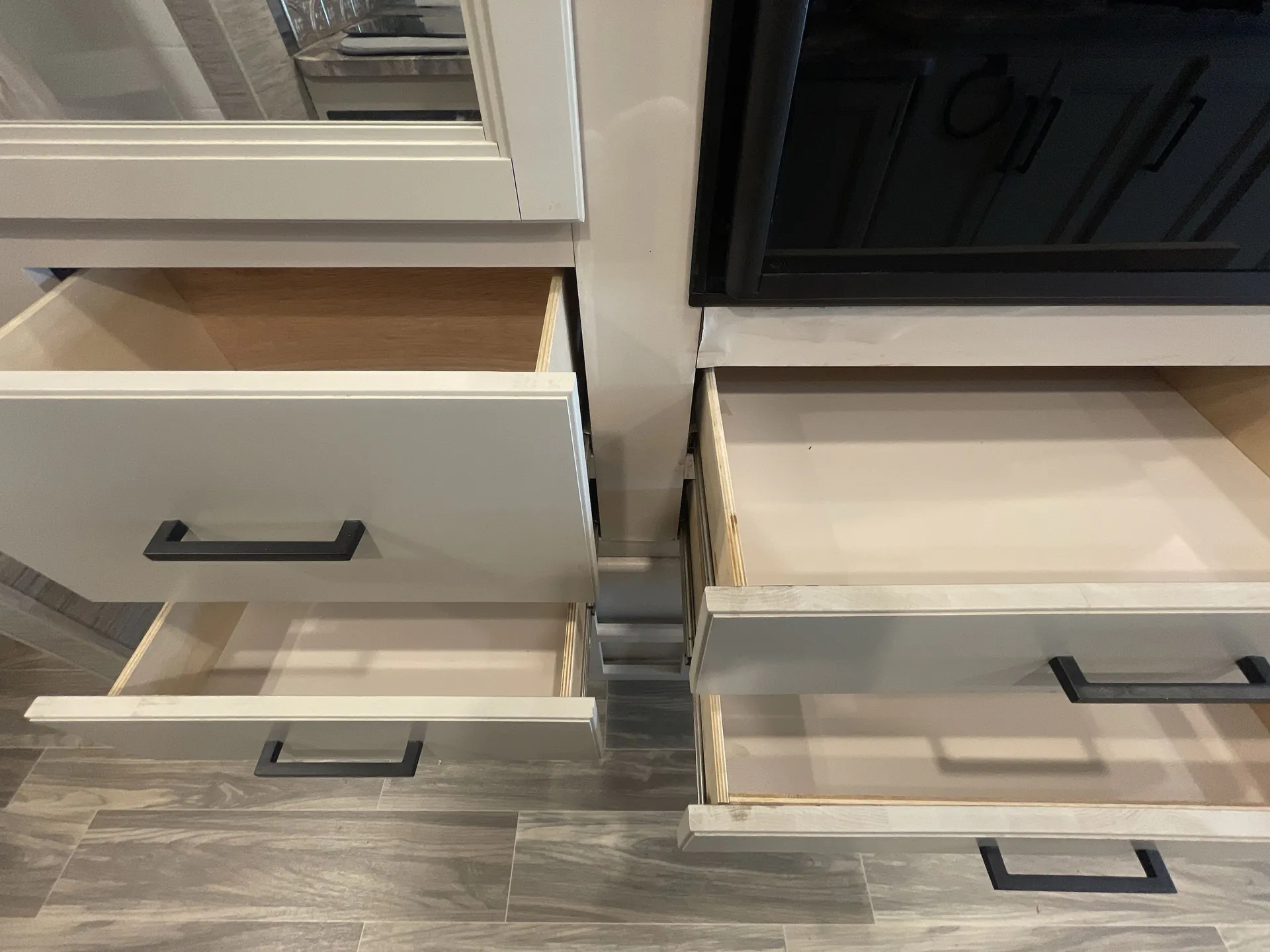 2021 Thor Motor Coach Gemini 23TE — living area main