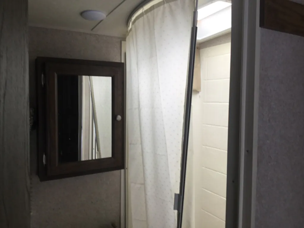 2016 Forest River Rockwood Roo 21BD - Photo 3