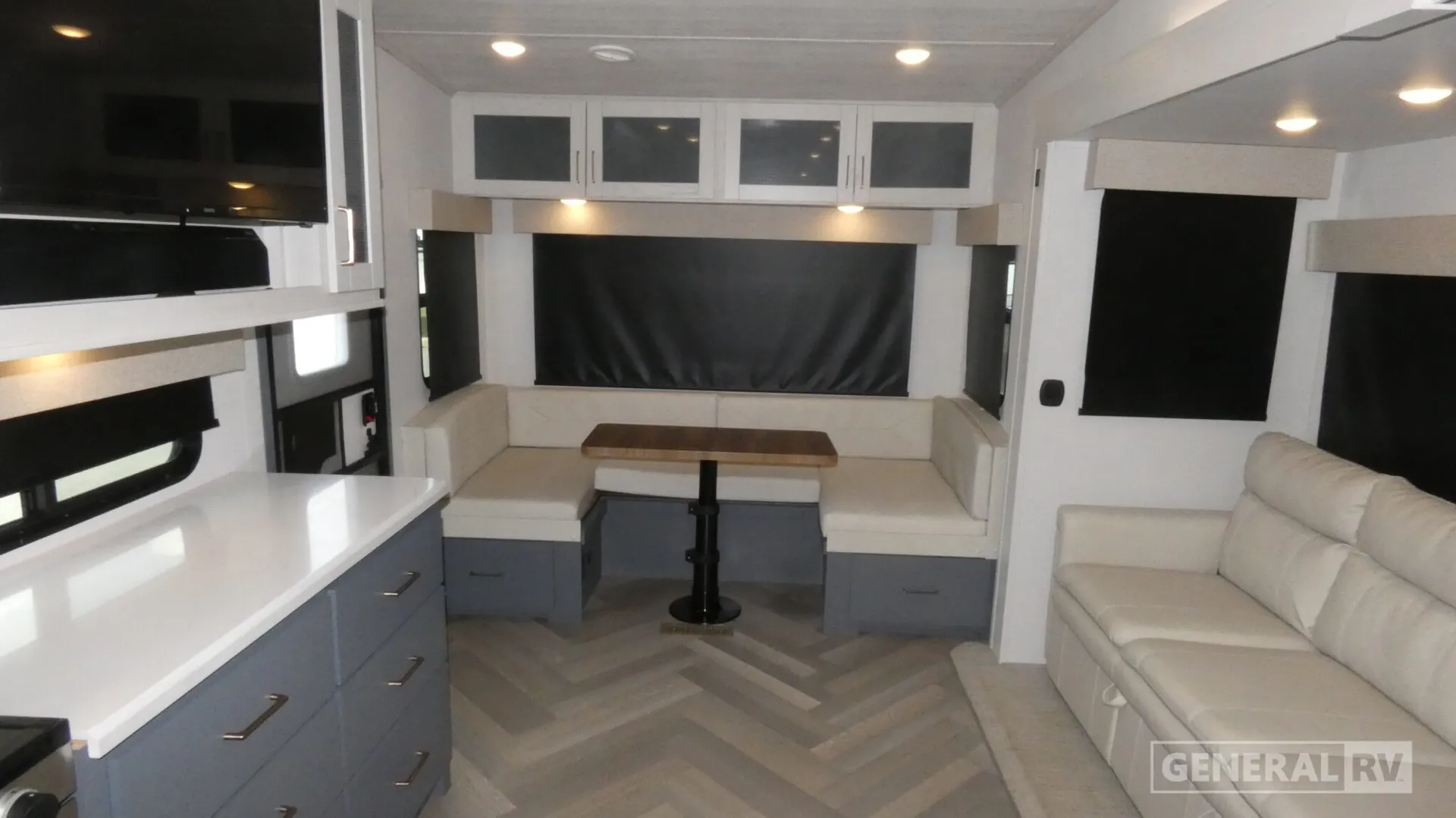 2024 Prime Time RV Crusader 275RDD - Photo 3
