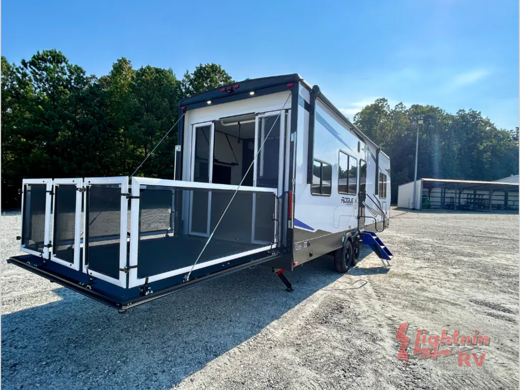 2026 Forest River Vengeance Rogue Armored 26L140, Photos photo 7