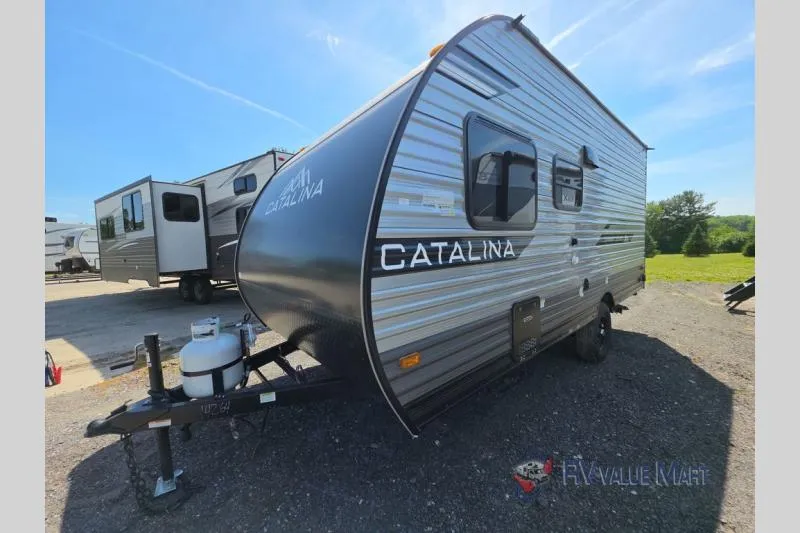 2026 Coachmen Catalina Summit Series 7 154RBX - Photo 3
