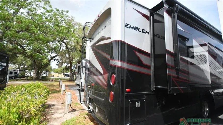 2026 Entegra Coach Emblem 36H - Photo 3