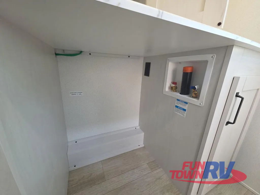 2026 Forest River Solaire 3300FLBS, Photos photo 21