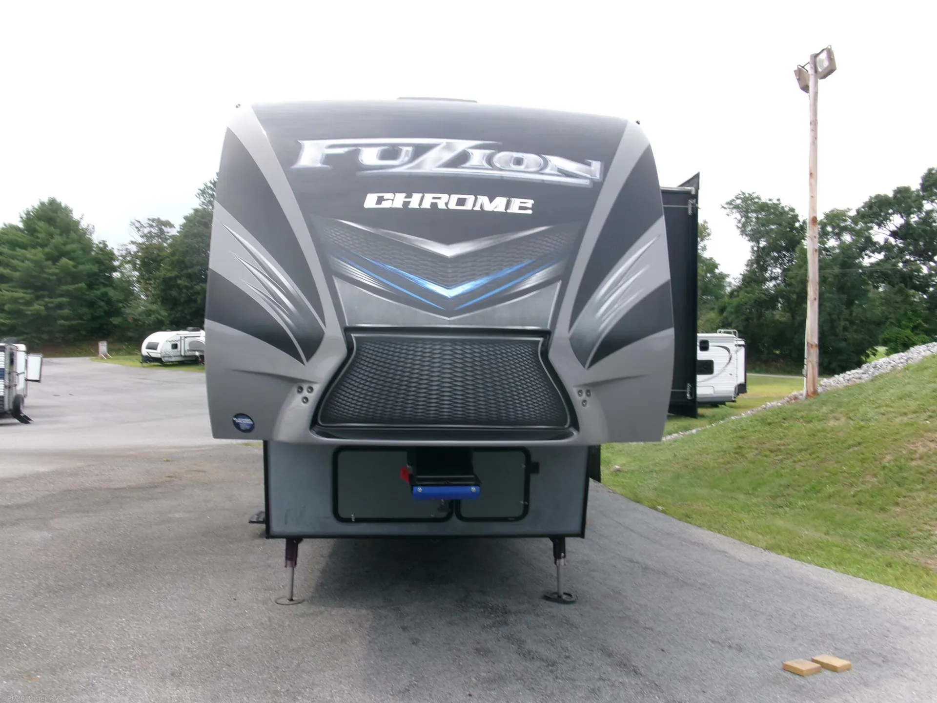 2016 Keystone Fuzion 345 - Photo 4