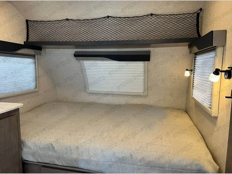 2026 Lance Lance Travel Trailers 1475 - Photo 3