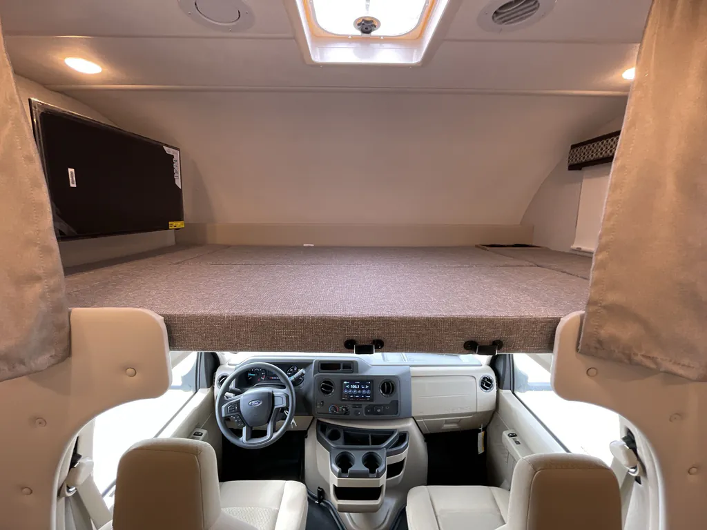 2026 Thor Motor Coach Freedom Elite 28HZ, Photos photo 19