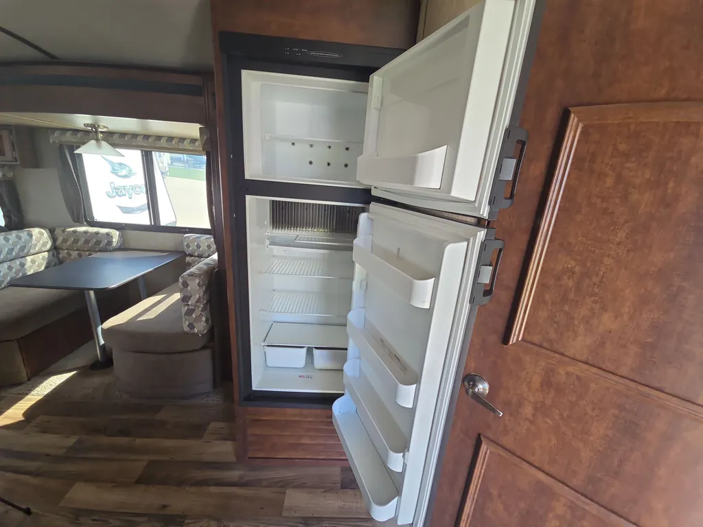 2018 Keystone Outback 298RE, Photos photo 25