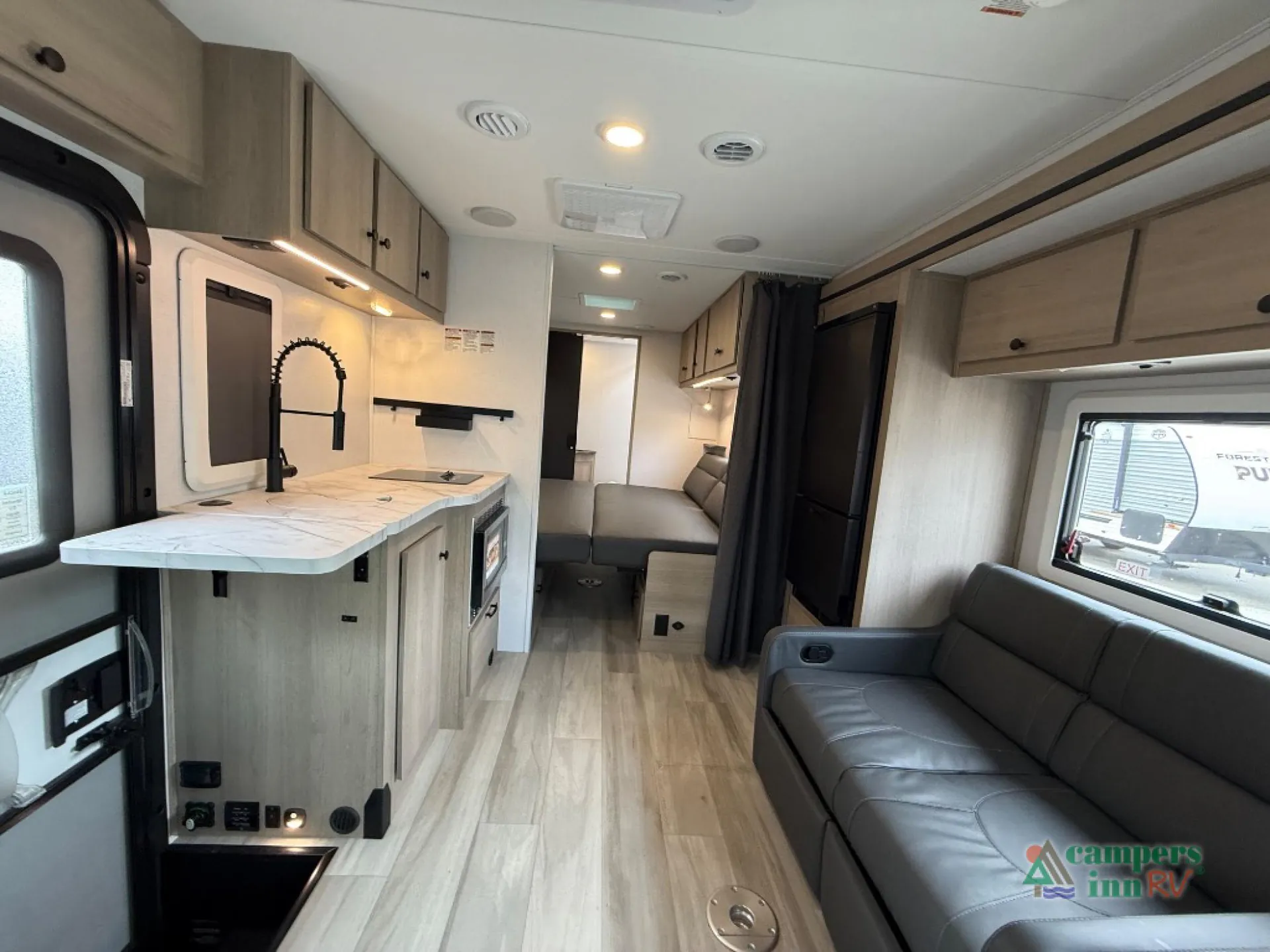 2026 Forest River Sunseeker TS TS2370 - Photo 4