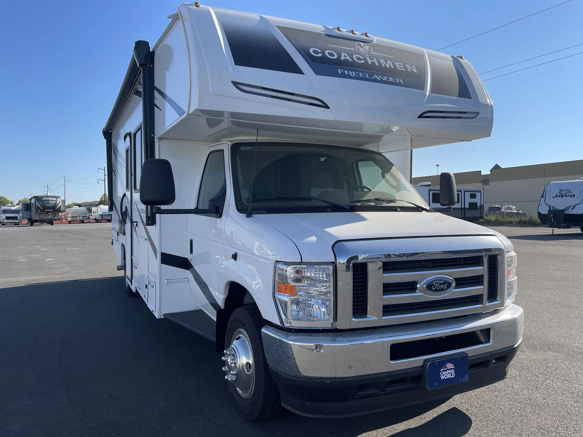 2025 Coachmen Freelander 26DS - Photo 2