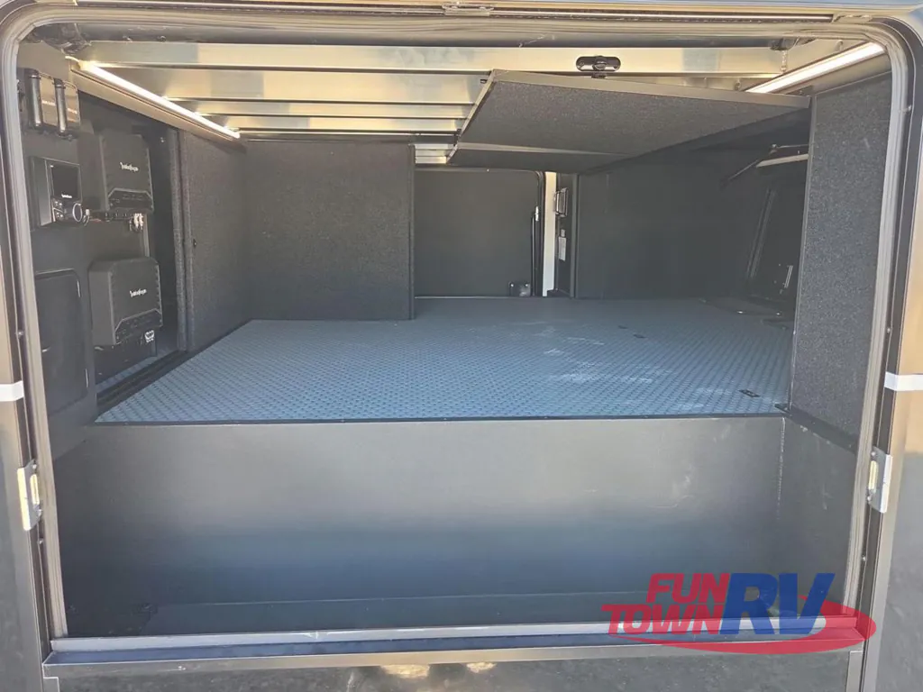 2026 Brinkley Model G 3950, Photos photo 53