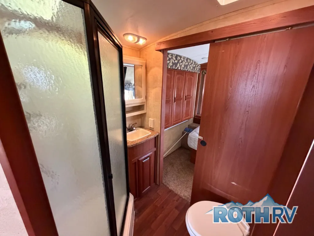2011 Keystone Outback 298RE, Photos photo 25