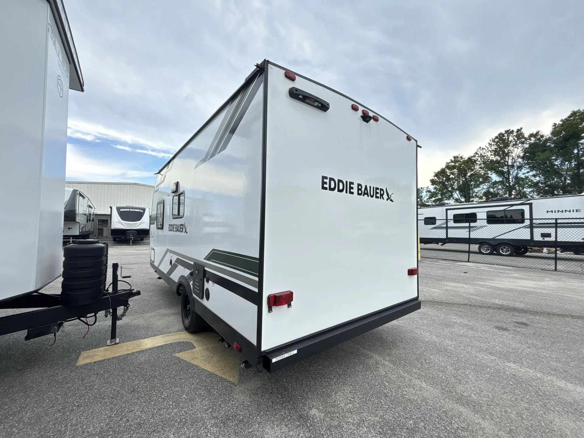 2025 Heartland Eddie Bauer 17RBL — living area main