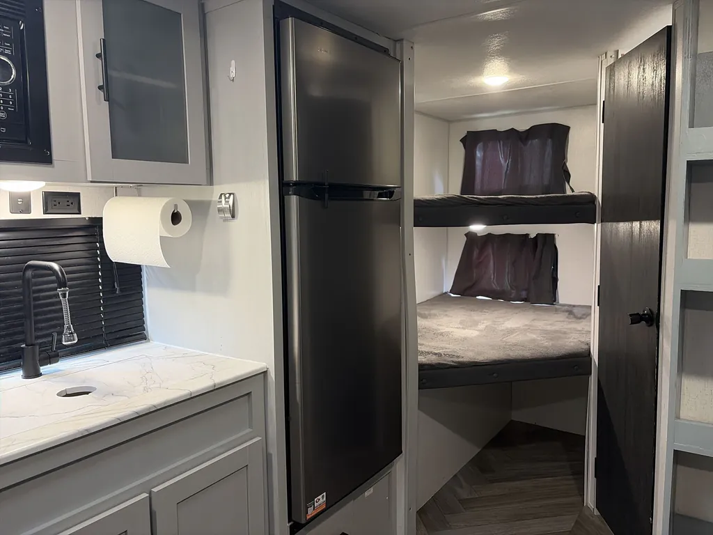 2022 Forest River Wildwood FSX 178BHSK, Photos photo 8