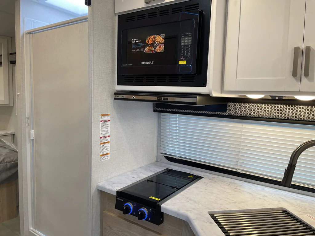 2026 Thor Motor Coach Freedom Elite 28HZ, Photos photo 10