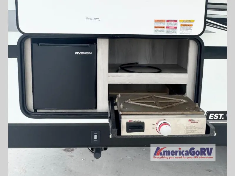 2023 KZ Connect C241RLK - Photo 3