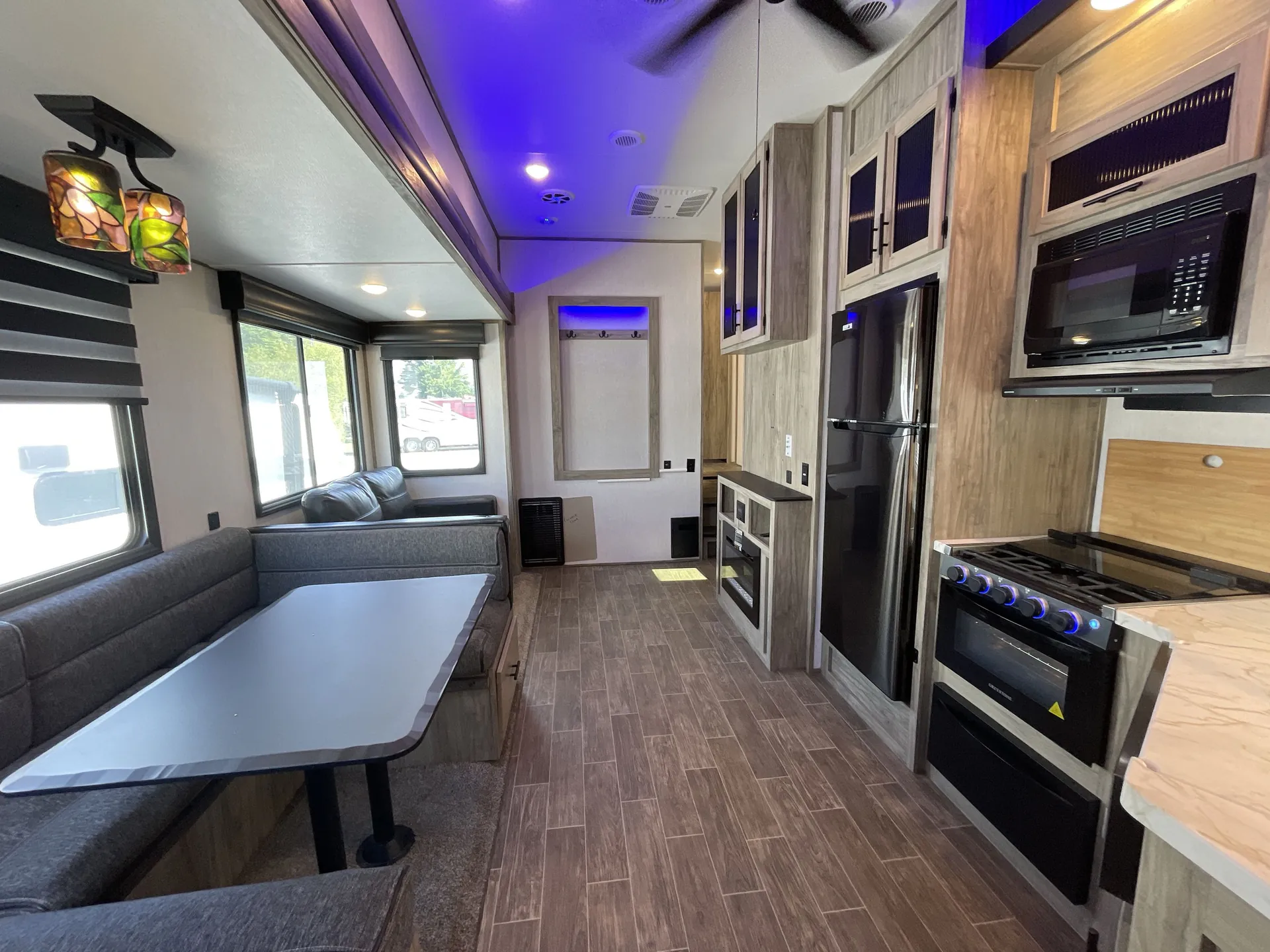 2021 Forest River Arctic Wolf 287BH — living area main