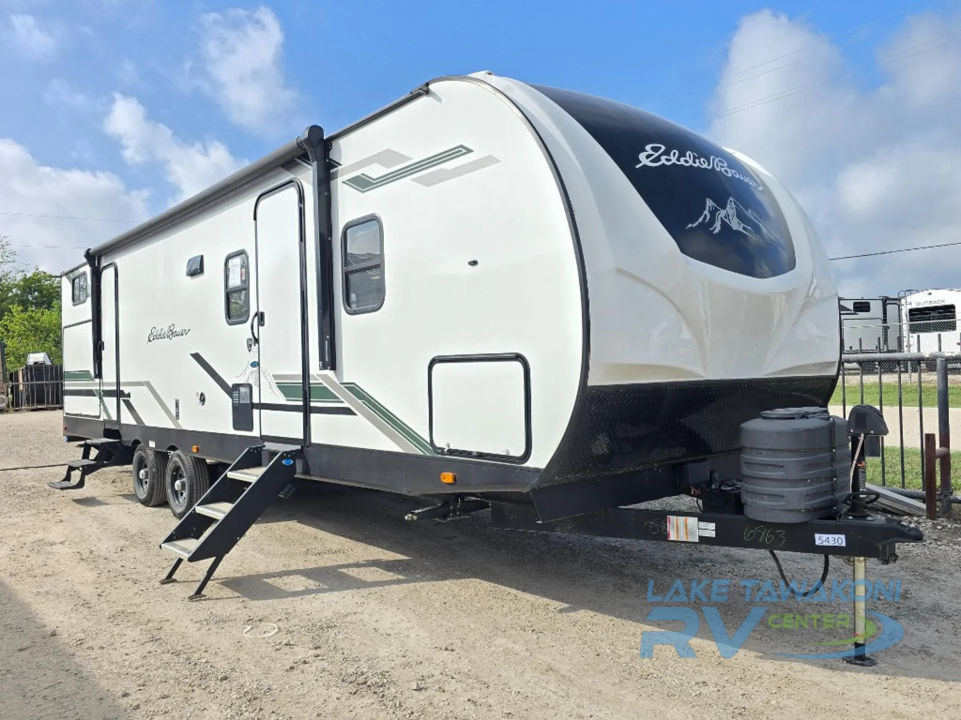 2024 Heartland Eddie Bauer 324BH - Photo 2