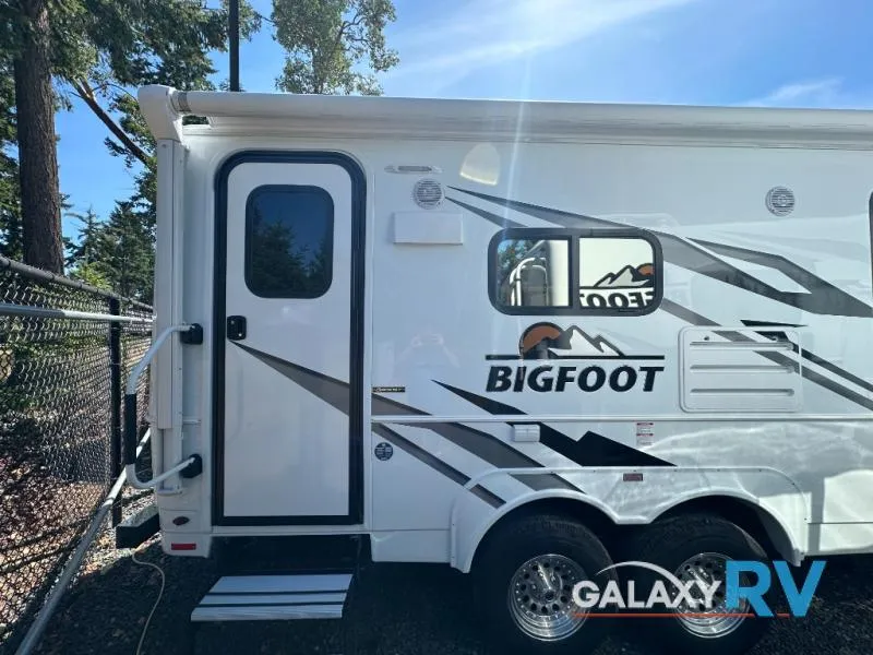 2026 Bigfoot Industries Bigfoot 2500 Series 21FB - Photo 3